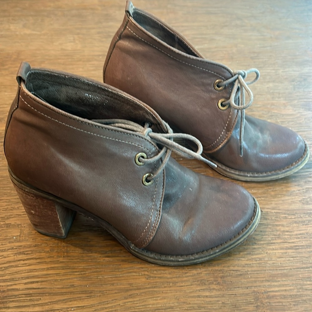 Vintage Jeffery Campbell Booties